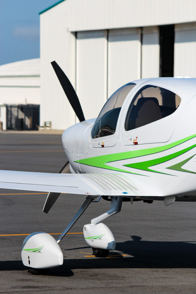 MyFLight DA40NG-1 Amber Brierly